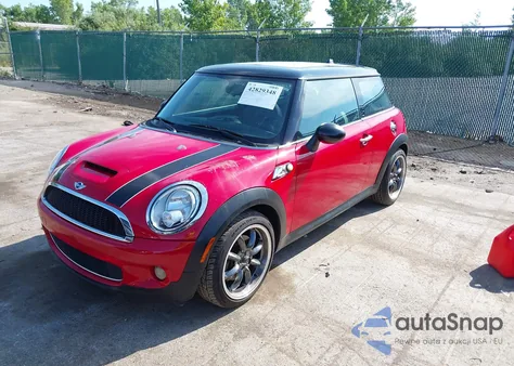 2007 Mini Cooper S z USA, uszkodzony, nr VIN WMWMF73527TL91853